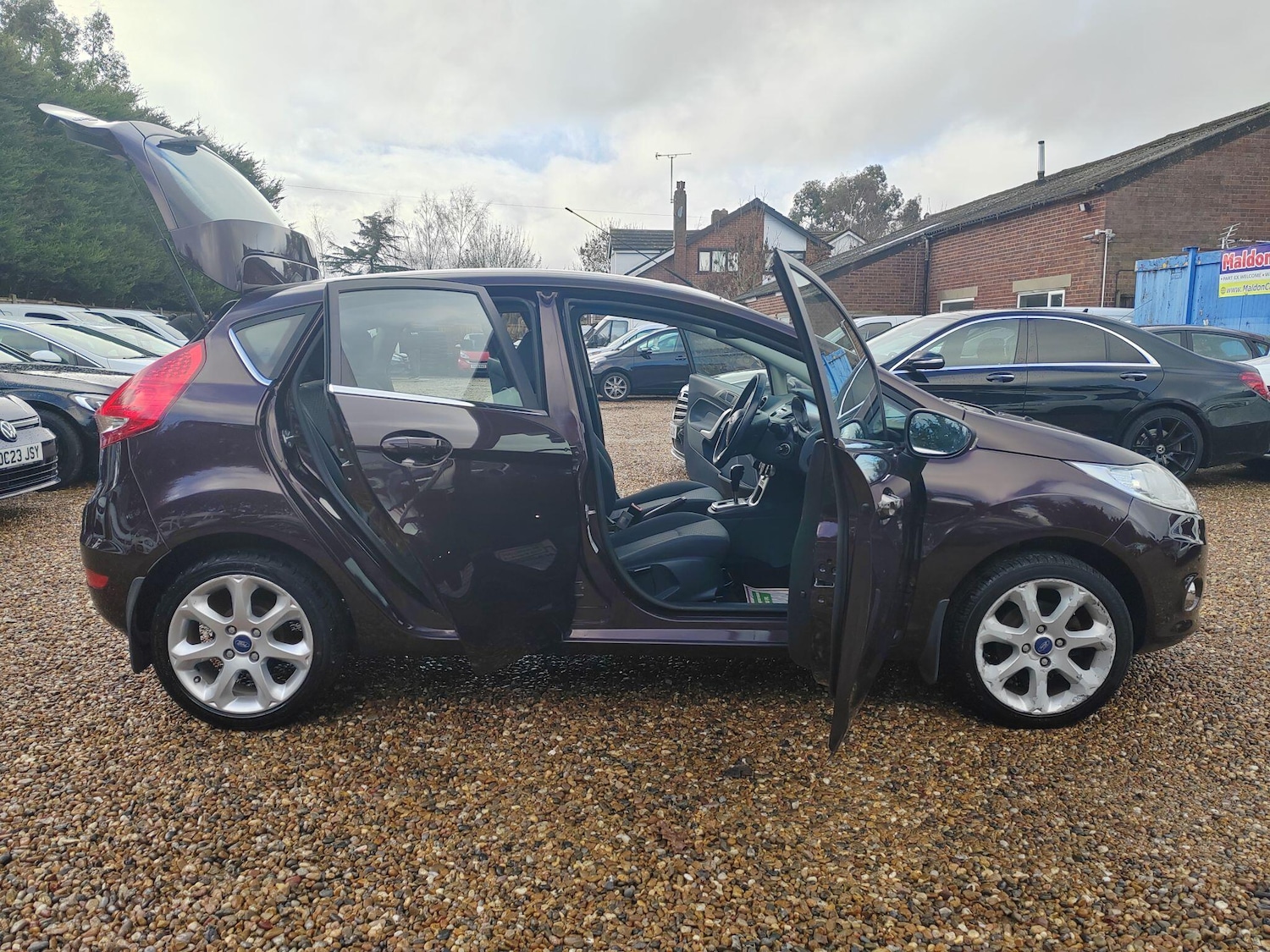 Used Ford Fiesta 2010 for sale - 77387298: Photo 27