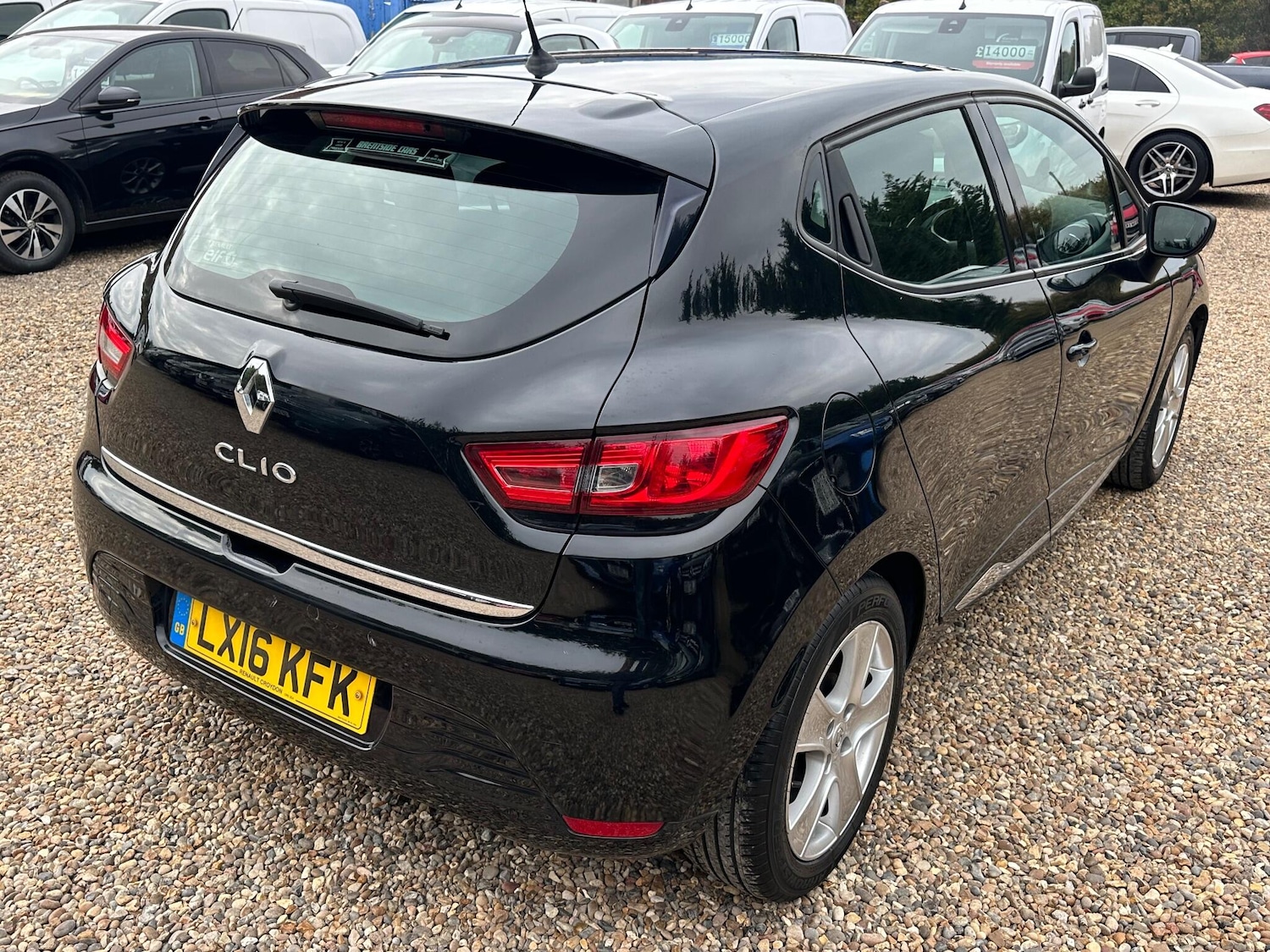 Used Renault Clio for sale - 76995765: Photo 5