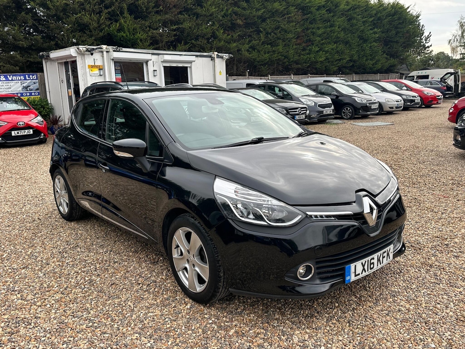 Used Renault Clio for sale - 76995765: Photo 7