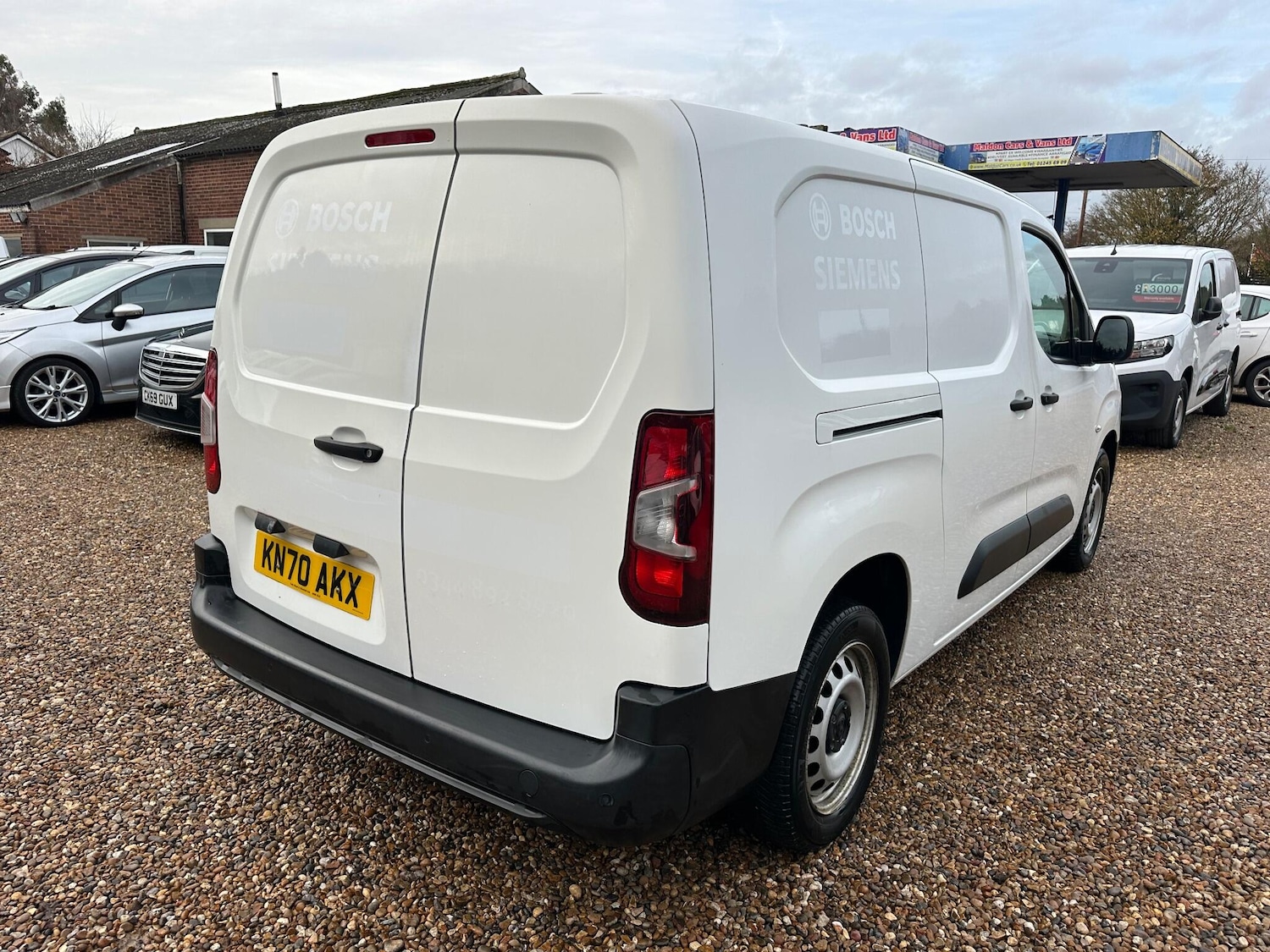 Used Vauxhall Combo 2020 for sale - 76727698: Photo 3