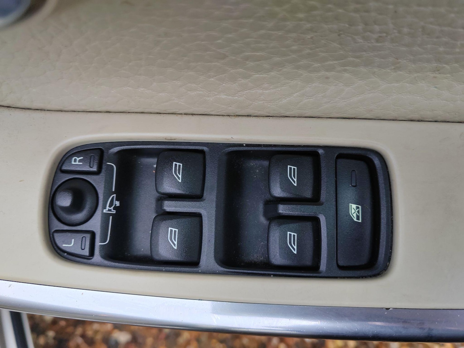 Used Volvo V60 2011 for sale - 77359193: Photo 16