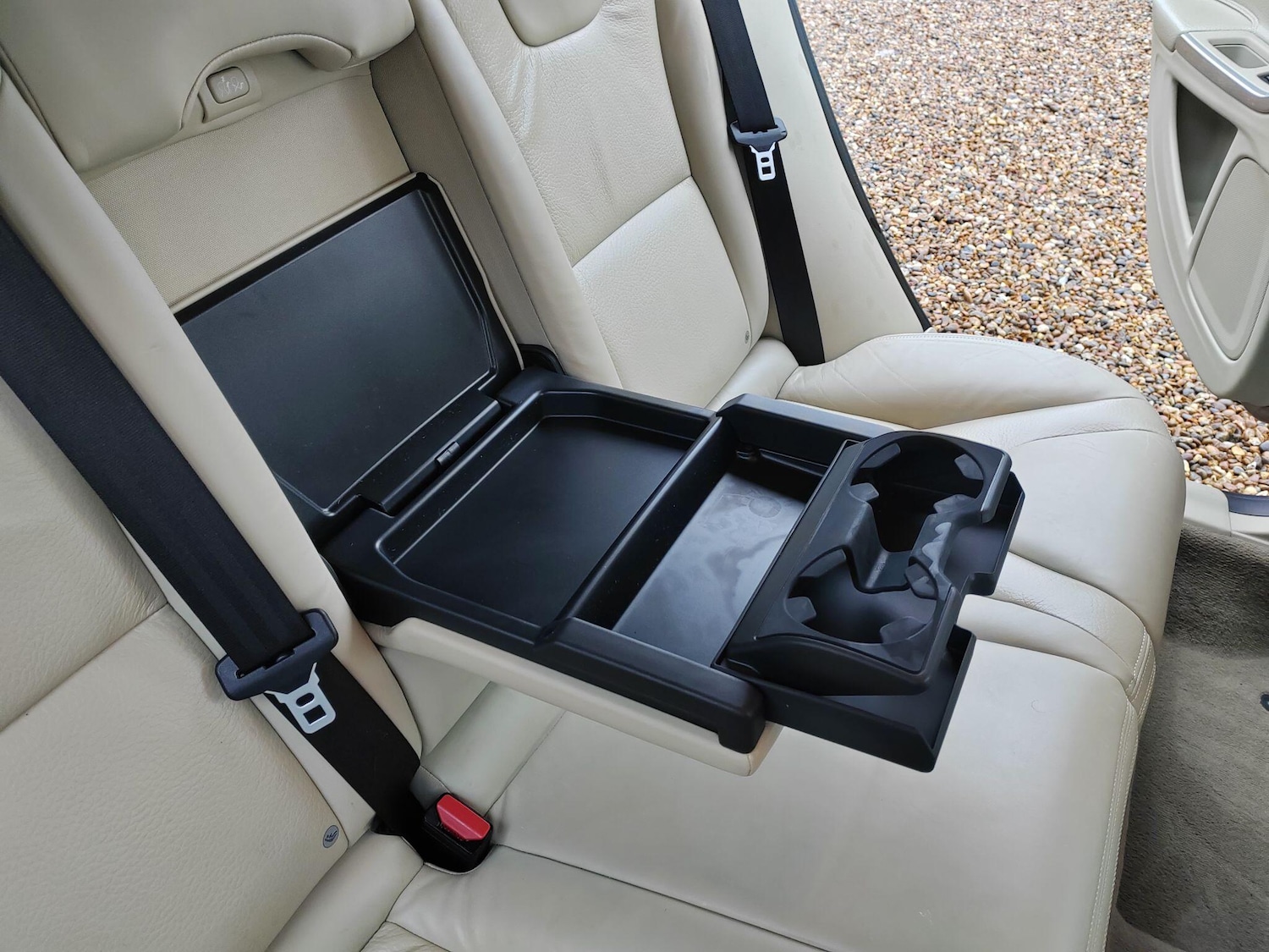 Used Volvo V60 2011 for sale - 77359193: Photo 26