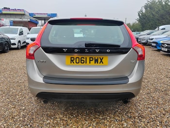 Used Volvo V60 2011 for sale - 77359193: Photo