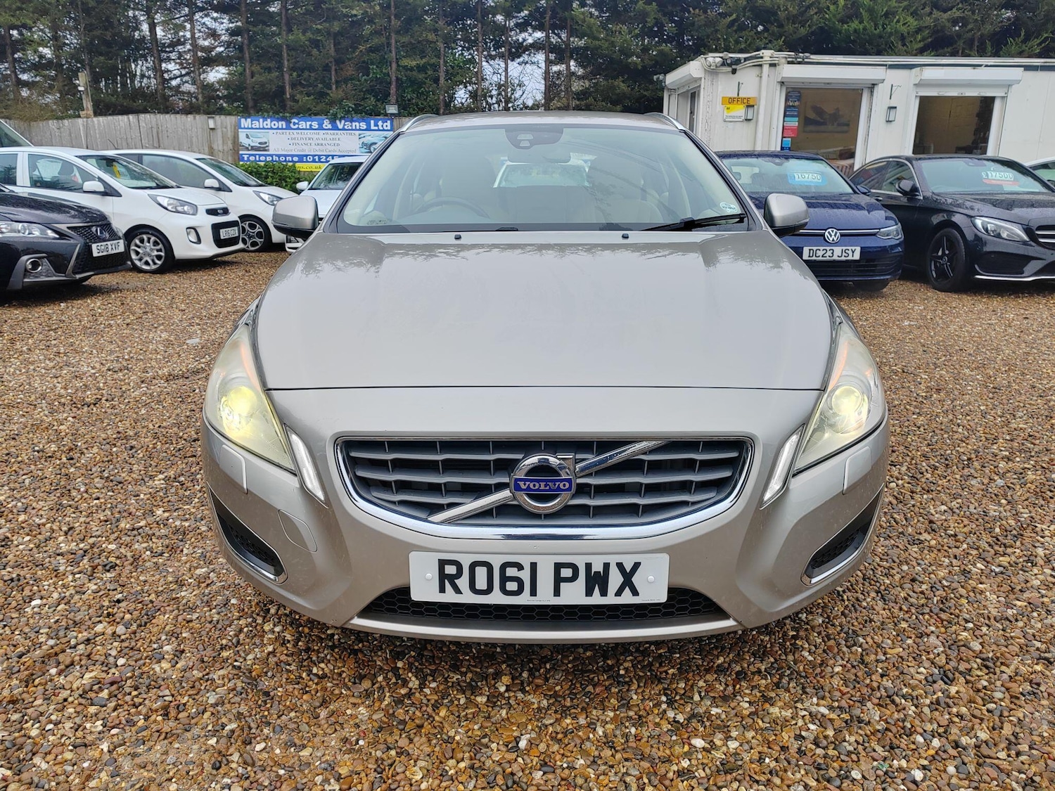 Used Volvo V60 2011 for sale - 77359193: Photo 8