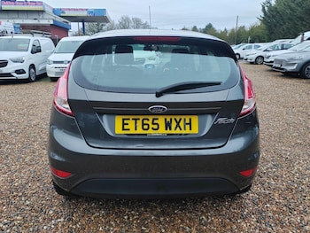 Used Ford Fiesta 2016 for sale - 77279500: Photo