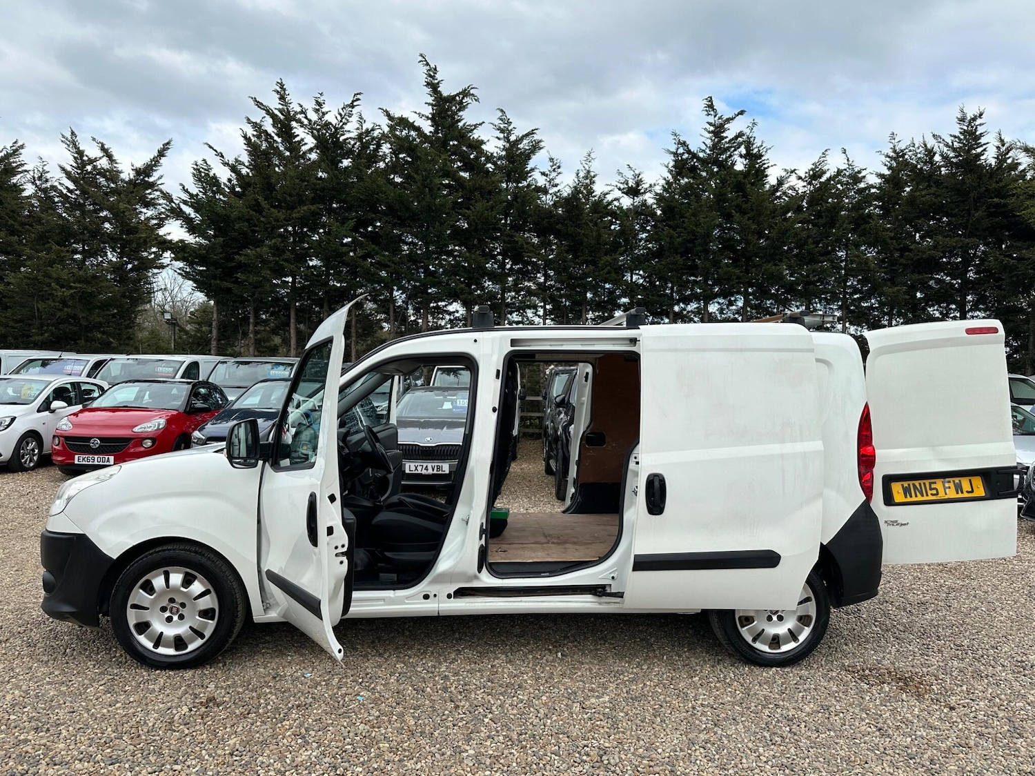 Used Fiat Doblo 2015 for sale - 78100969: Photo 21