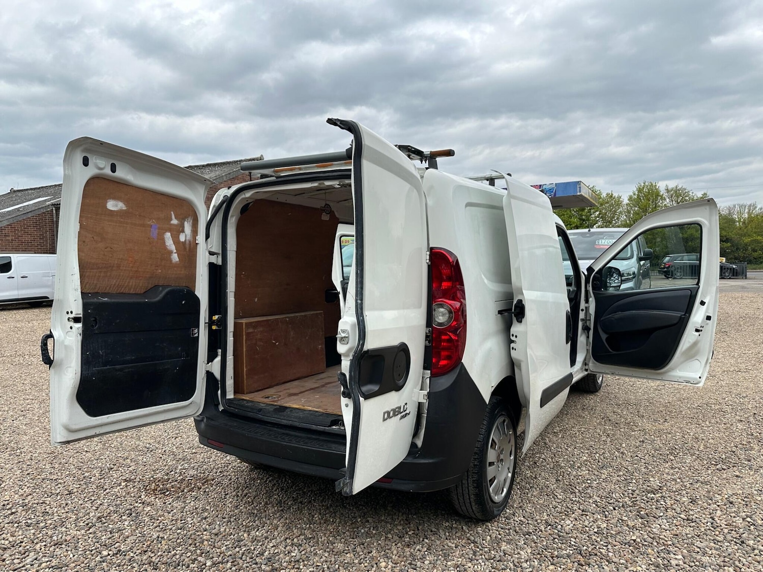 Used Fiat Doblo 2015 for sale - 78100969: Photo 23