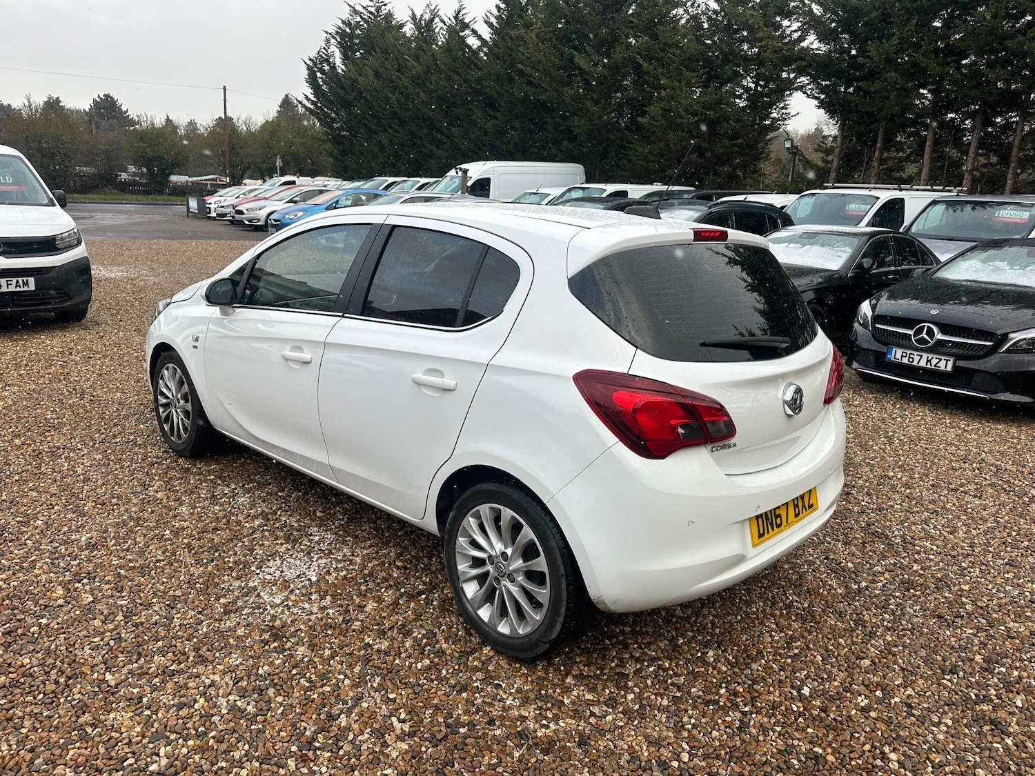 Used Vauxhall Corsa 2017 for sale - 77120398: Photo 3