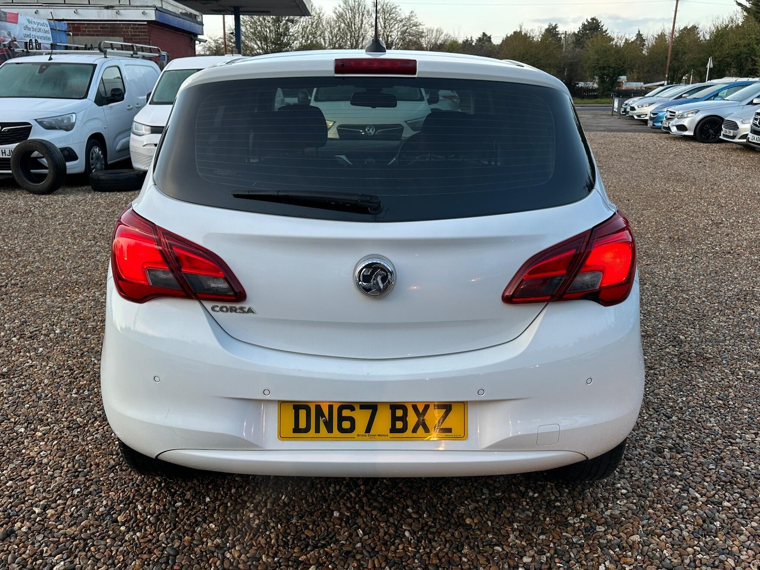 Used Vauxhall Corsa 2017 for sale - 77120398: Photo 4