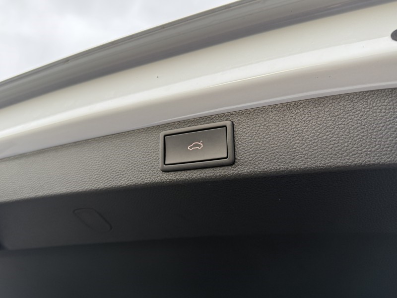 Used Skoda Karoq 2023 for sale - 76981272: Photo 14