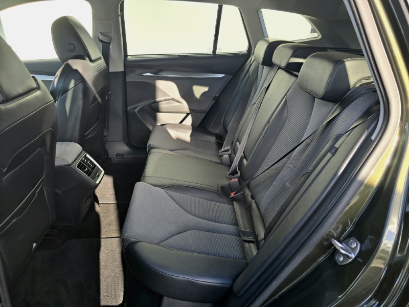 Used Skoda Enyaq 2025 for sale - 77789150: Photo 4