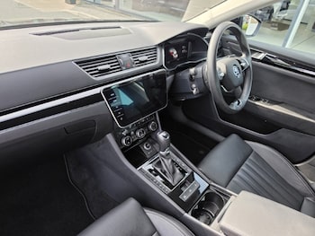 Used Skoda Superb 2024 for sale - 79448226: Photo