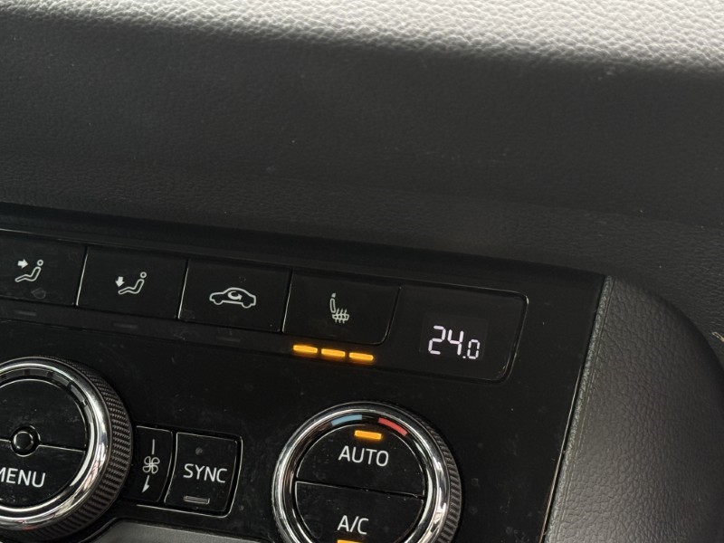 Used Skoda Karoq 2020 for sale - 77877766: Photo 28