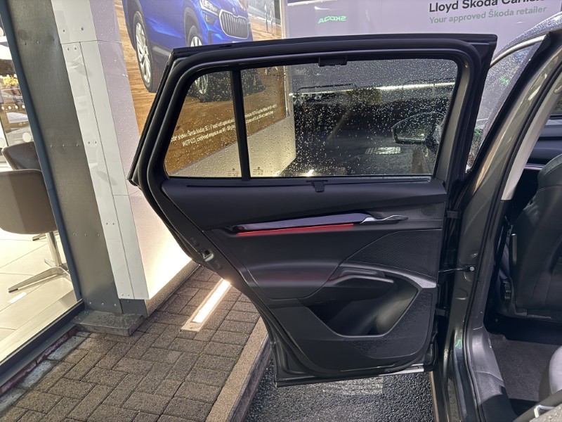 Used Skoda Enyaq 2024 for sale - 76982329: Photo 44