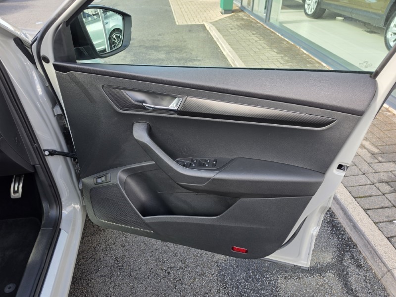 Used Skoda Karoq 2022 for sale - 77918123: Photo 33