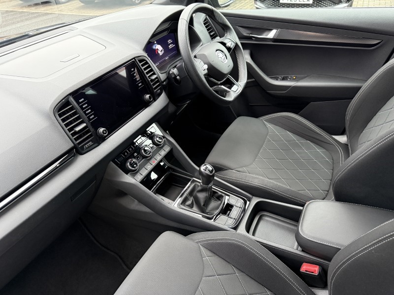 Used Skoda Karoq 2023 for sale - 76981839: Photo 2