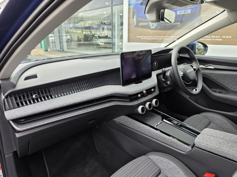 Used Skoda Superb 2025 for sale - 78165919: Photo 31