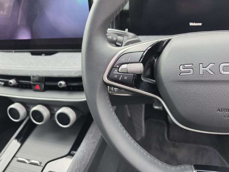 Used Skoda Superb 2025 for sale - 78165919: Photo 36