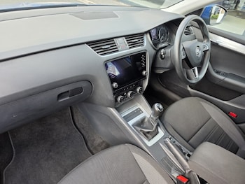 Used Skoda Octavia 2019 for sale - 79469400: Photo