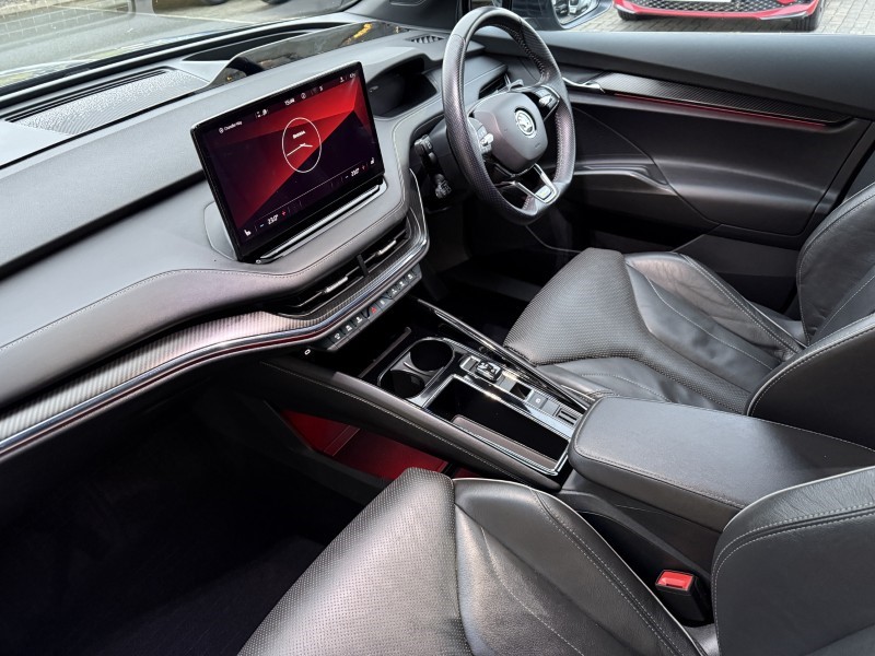 Used Skoda Enyaq 2023 for sale - 77339567: Photo 2