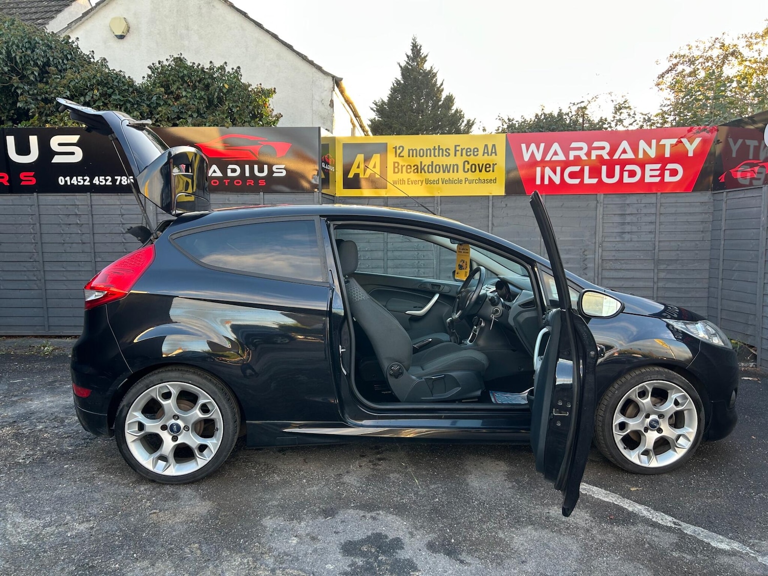 Used Ford Fiesta 2010 for sale - 77029823: Photo 12