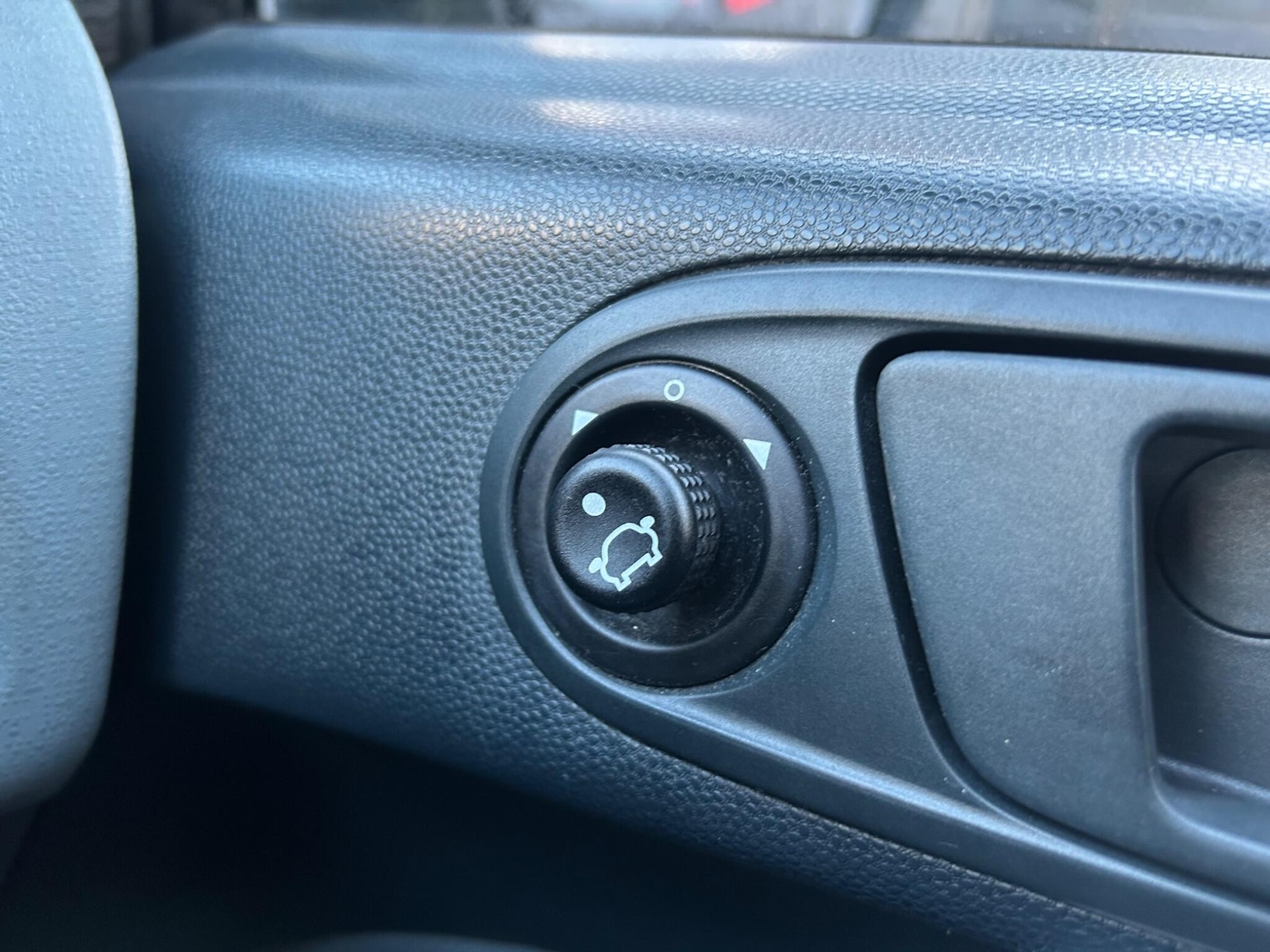 Used Ford Fiesta 2010 for sale - 77029823: Photo 32