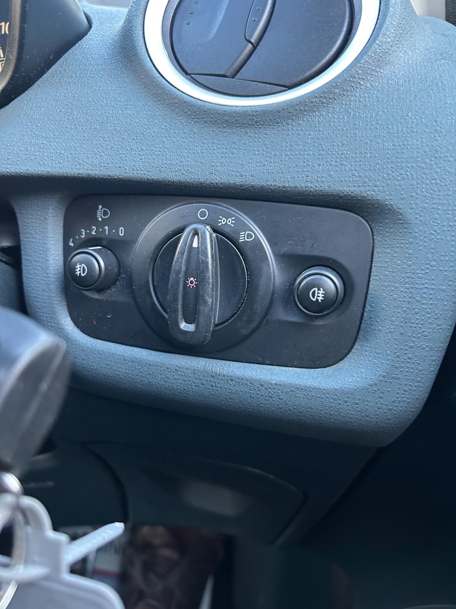 Used Ford Fiesta 2010 for sale - 77029823: Photo 33