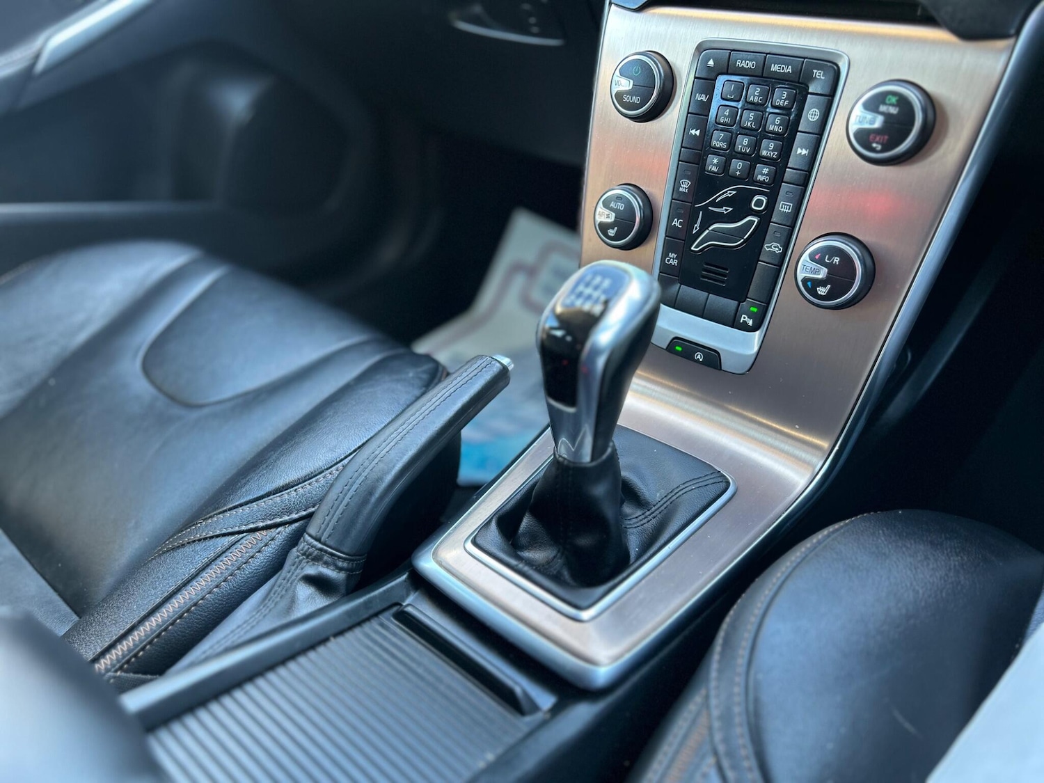 Used Volvo V40 2015 for sale - 77559826: Photo 13