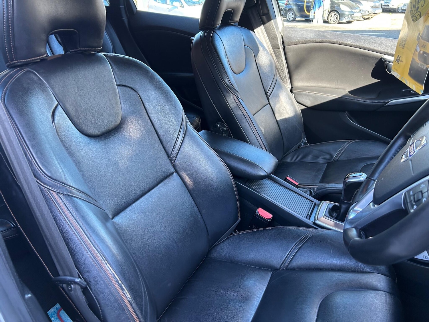 Used Volvo V40 2015 for sale - 77559826: Photo 14