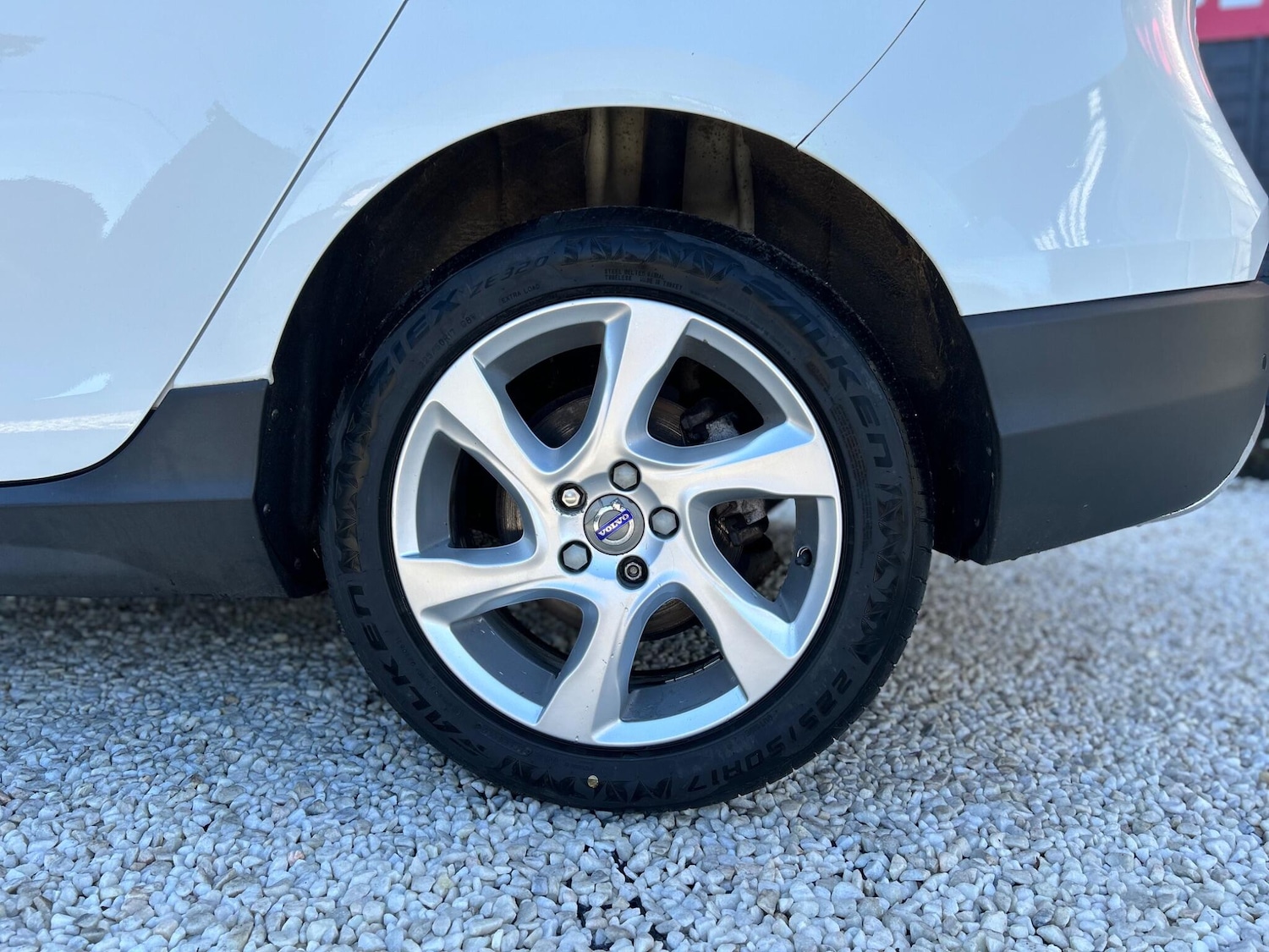 Used Volvo V40 2015 for sale - 77559826: Photo 36