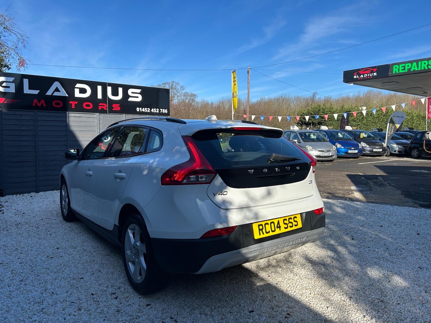 Used Volvo V40 2015 for sale - 77559826: Photo 4