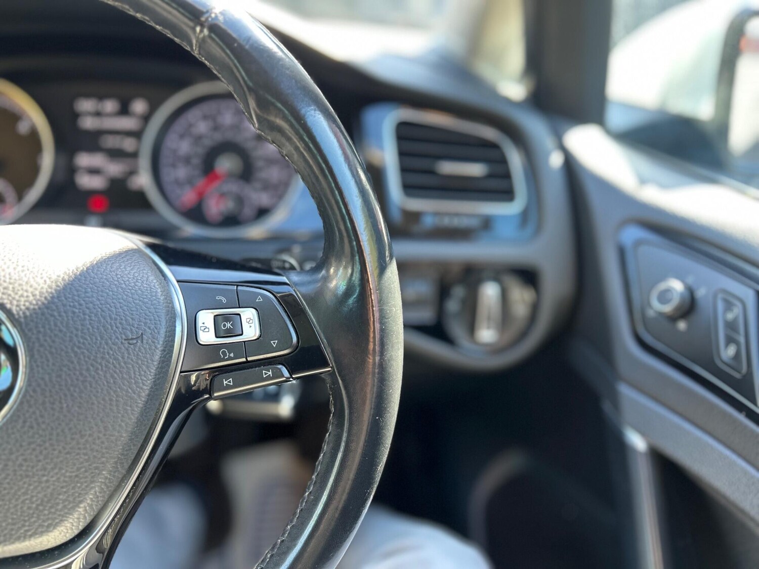 Used Volkswagen Golf 2016 for sale - 77939922: Photo 44