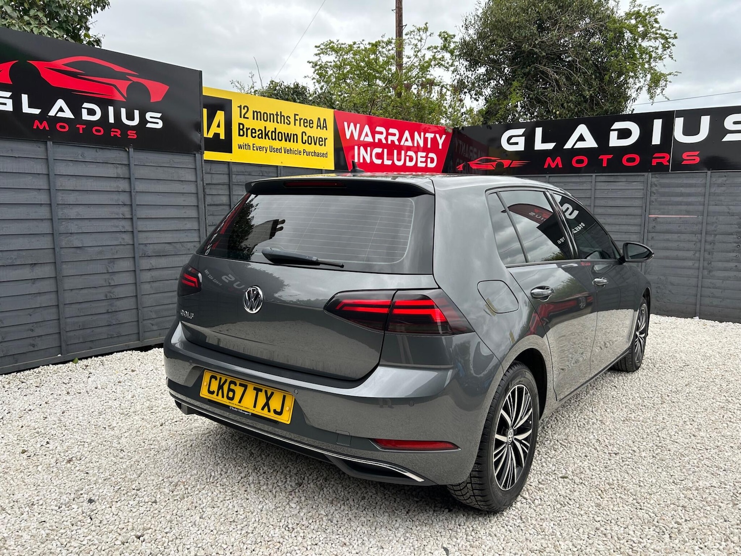 Used Volkswagen Golf 2017 for sale - 78100544: Photo 11