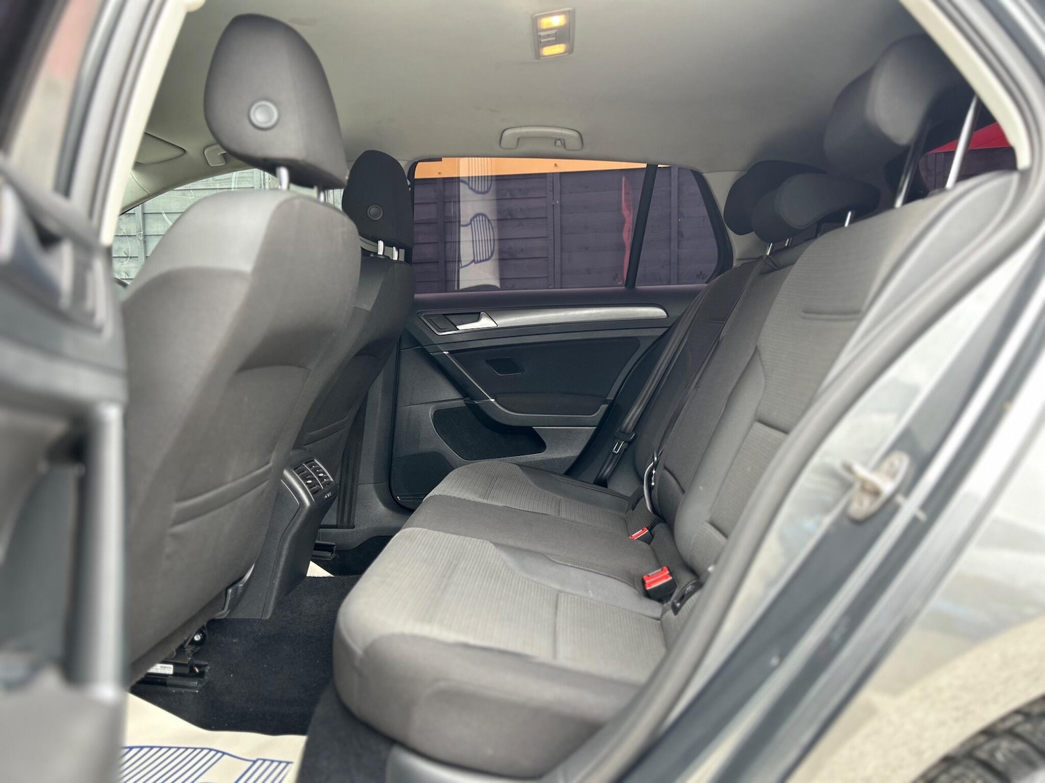 Used Volkswagen Golf 2017 for sale - 78100544: Photo 25