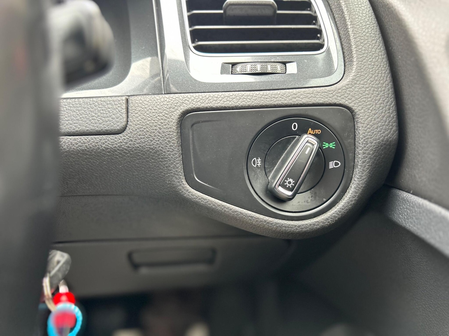 Used Volkswagen Golf 2017 for sale - 78100544: Photo 30