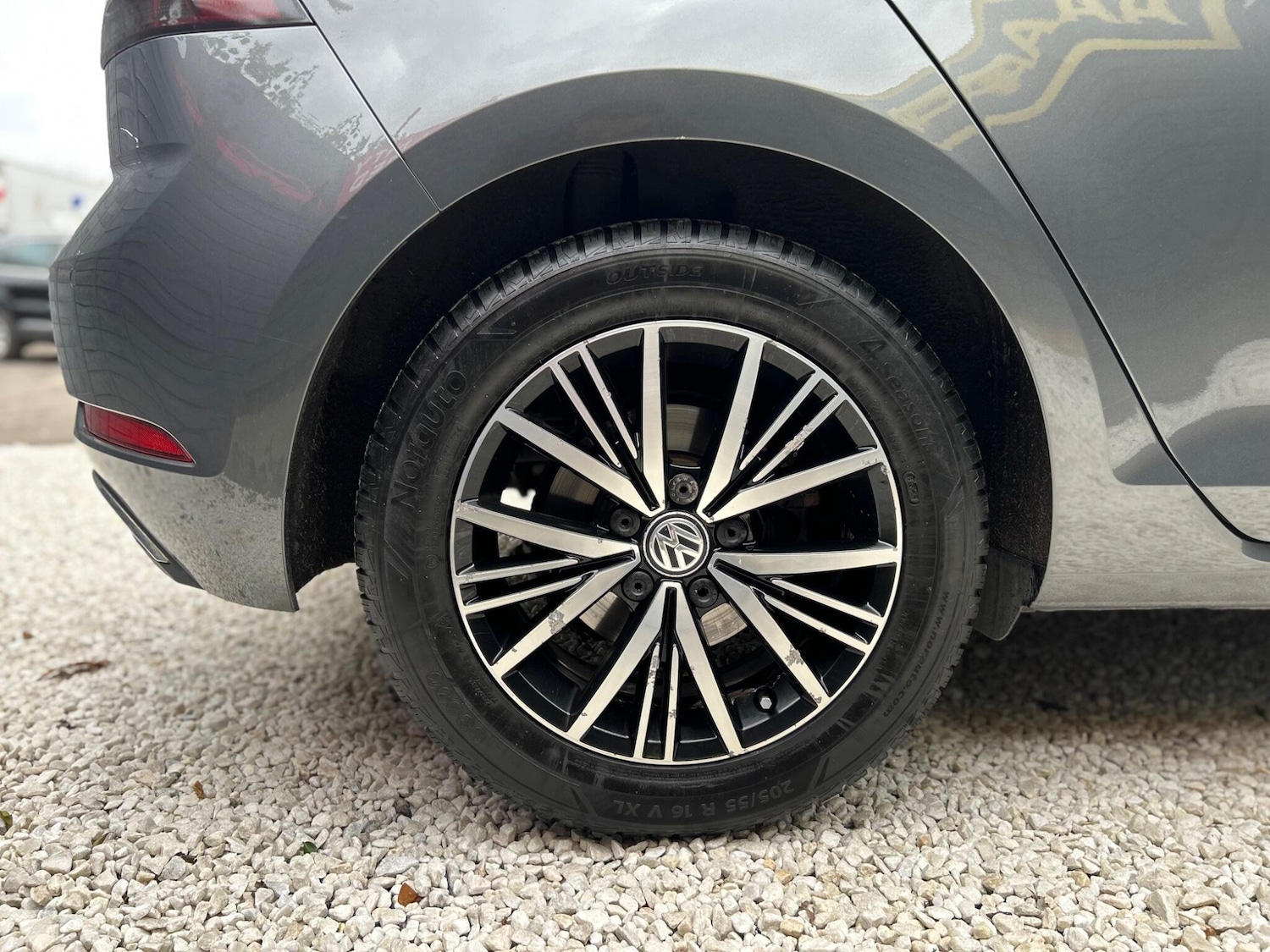 Used Volkswagen Golf 2017 for sale - 78100544: Photo 36