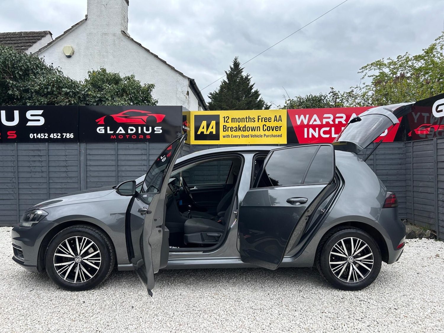 Used Volkswagen Golf 2017 for sale - 78100544: Photo 7