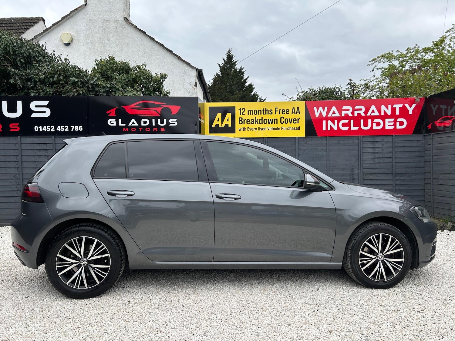 Used Volkswagen Golf 2017 for sale - 78100544: Photo 9