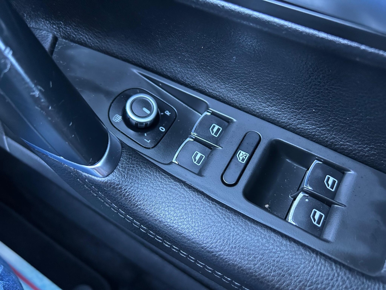 Used Volkswagen Passat 2008 for sale - 77440810: Photo 28