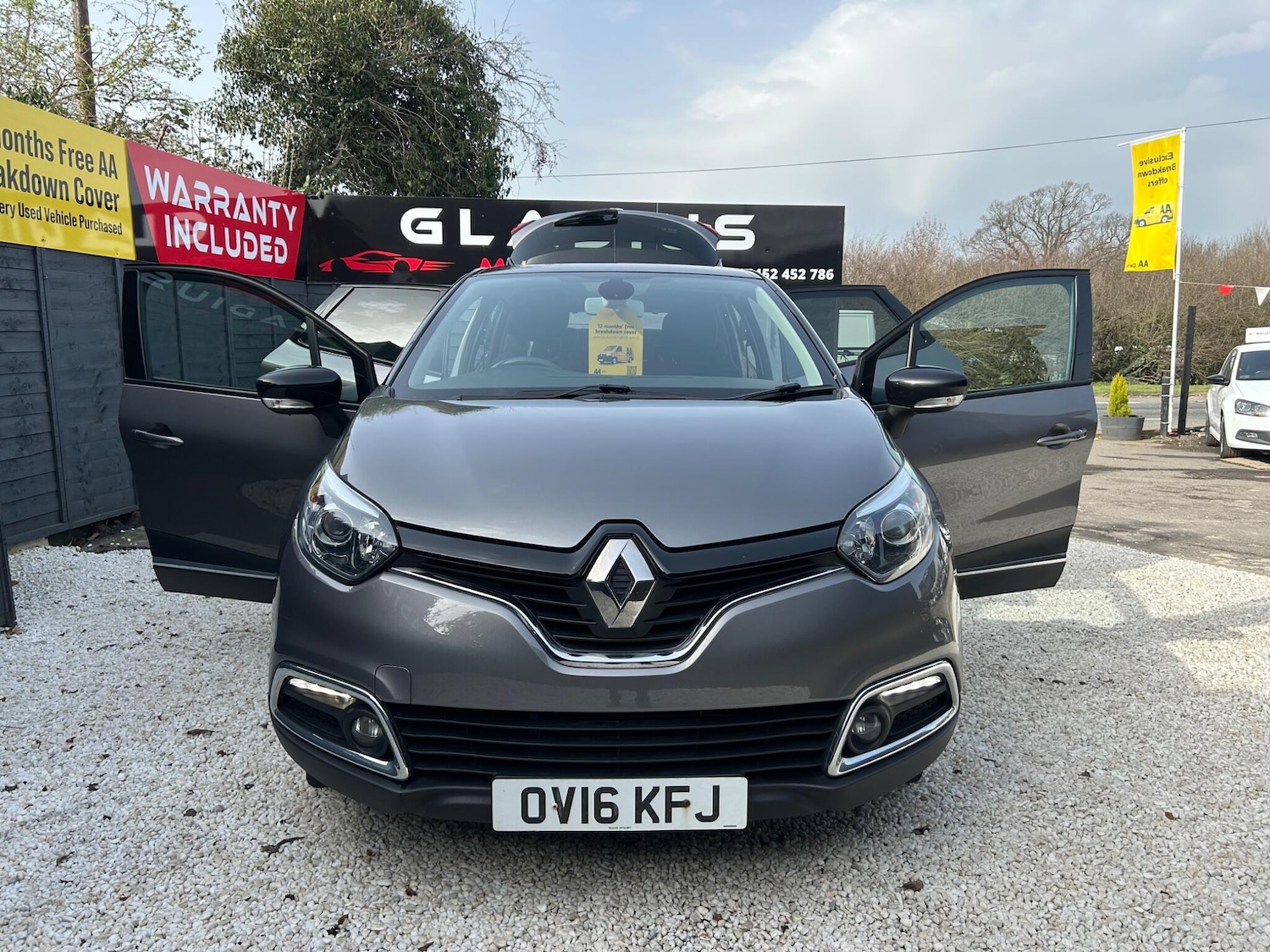 Used Renault Captur 2016 for sale - 77784472: Photo 2