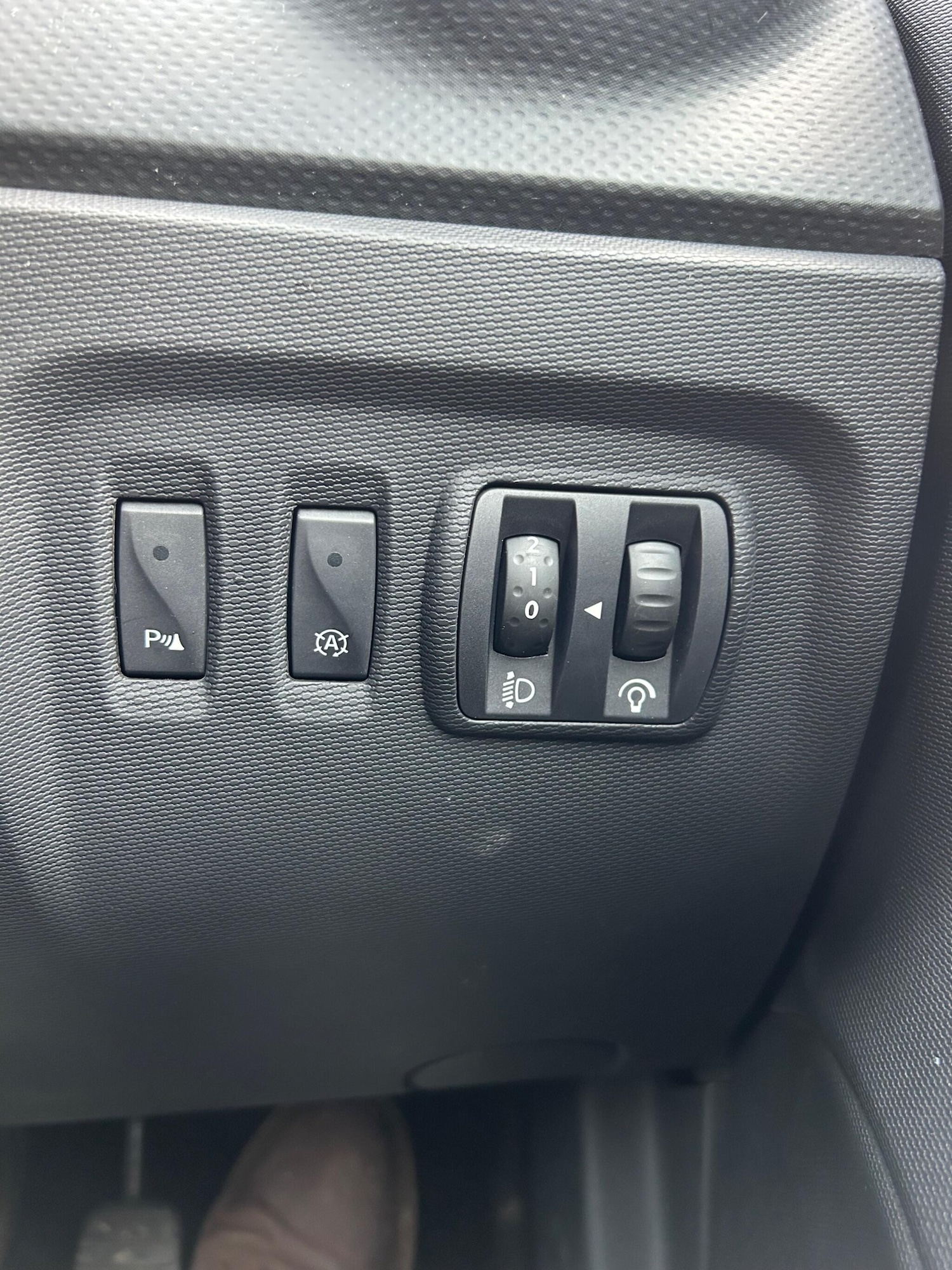 Used Renault Captur 2016 for sale - 77784472: Photo 24