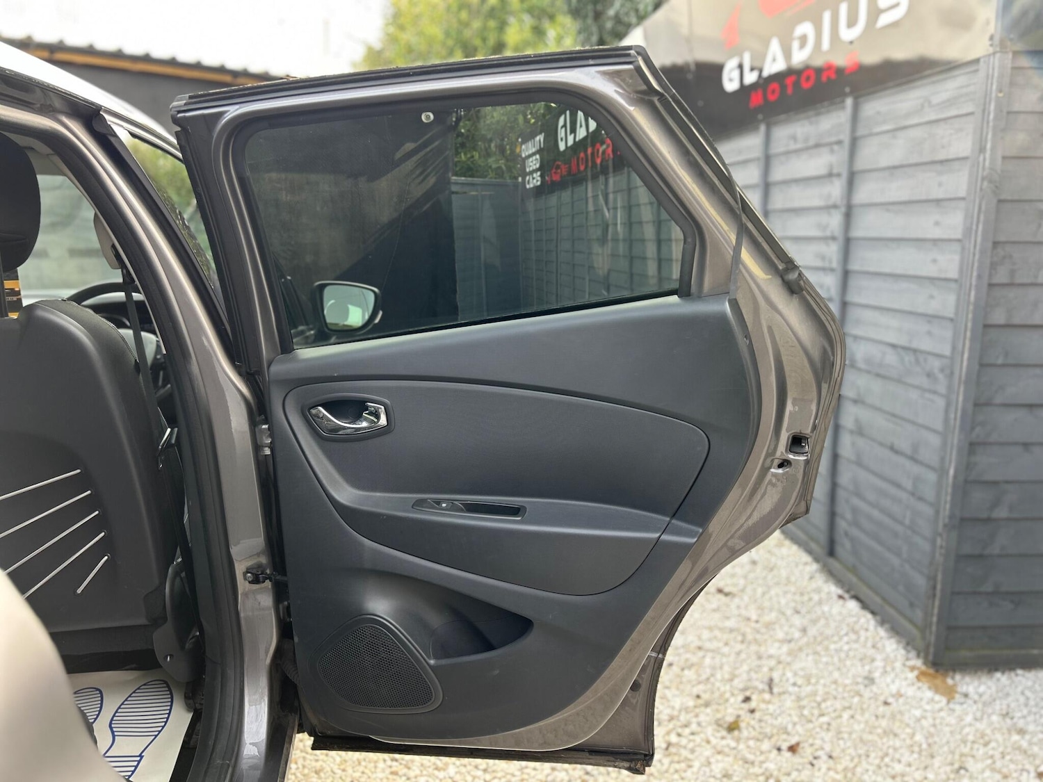 Used Renault Captur 2016 for sale - 77784472: Photo 28