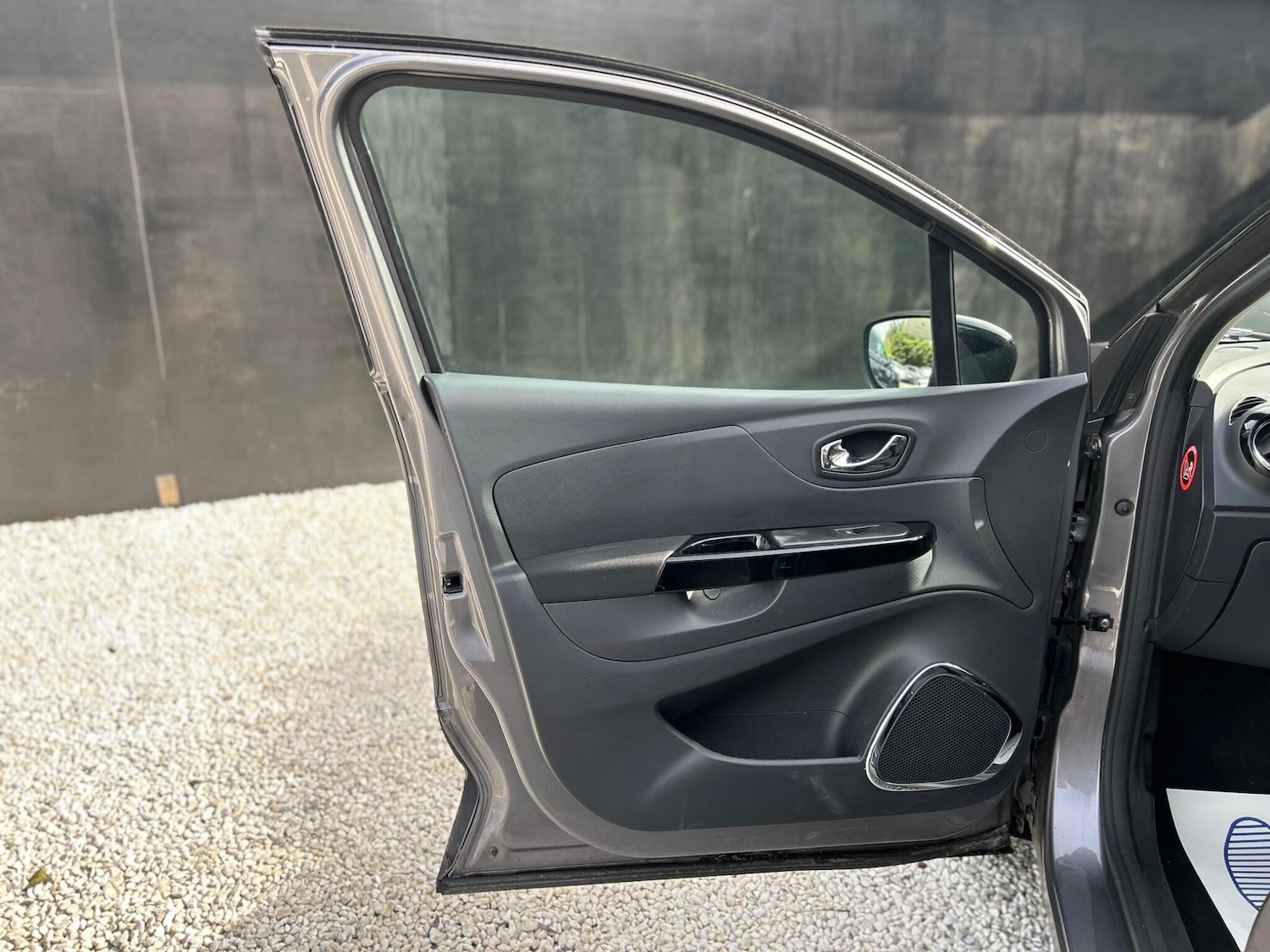 Used Renault Captur 2016 for sale - 77784472: Photo 31