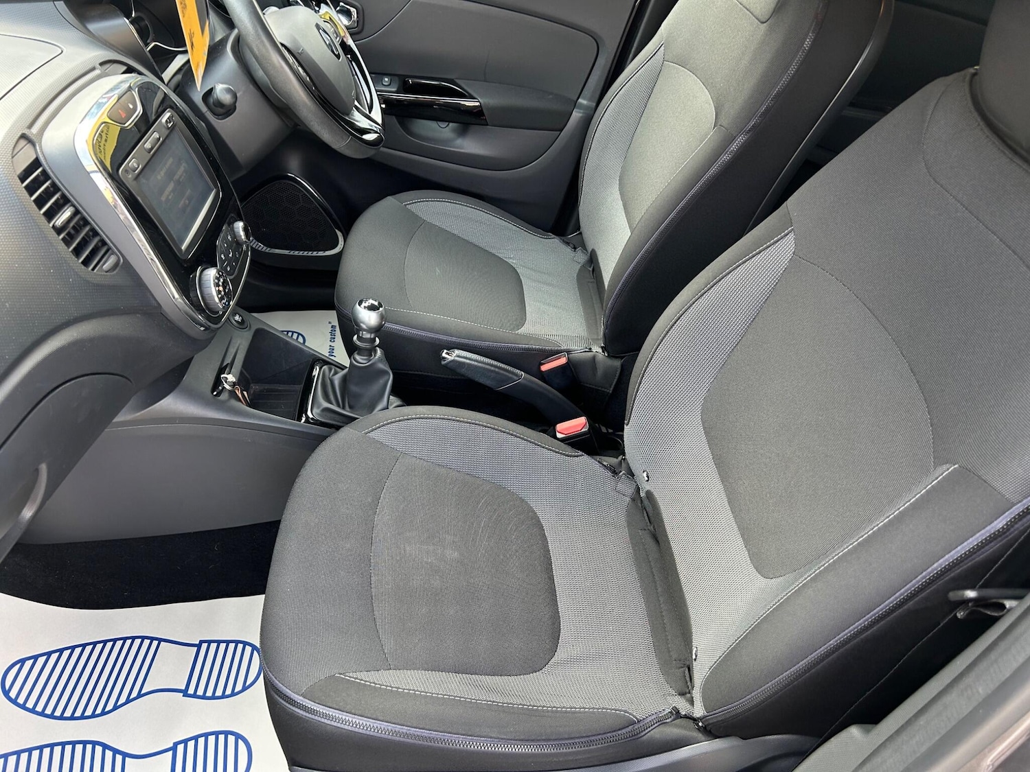 Used Renault Captur 2016 for sale - 77784472: Photo 38