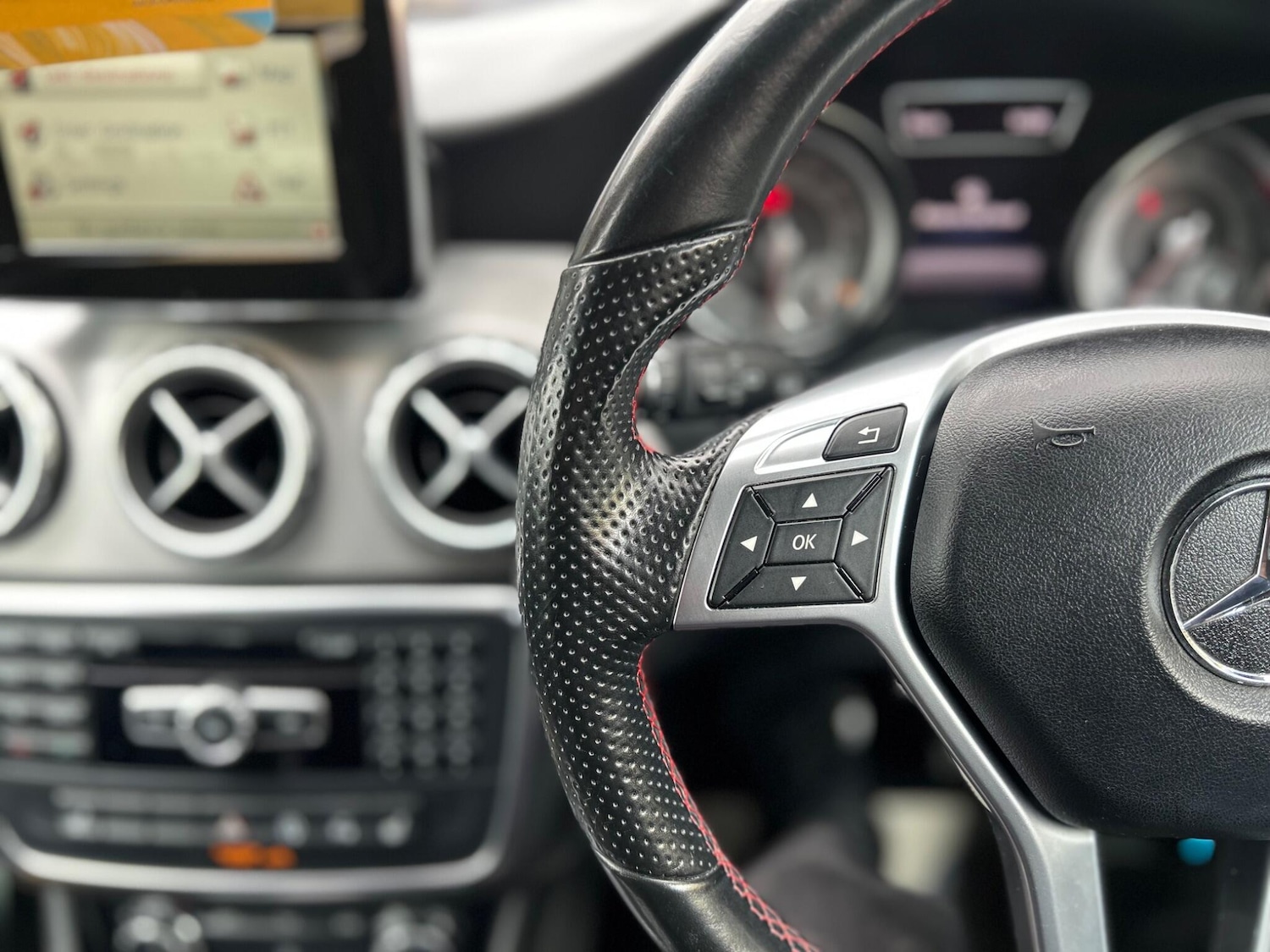 Used Mercedes-Benz GLA 2015 for sale - 78184273: Photo 32