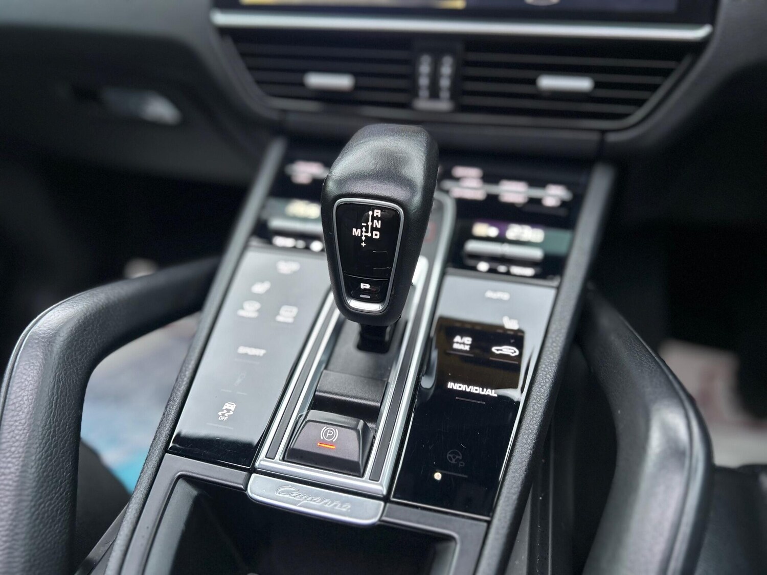 Used Porsche Cayenne 2019 for sale - 77029374: Photo 75