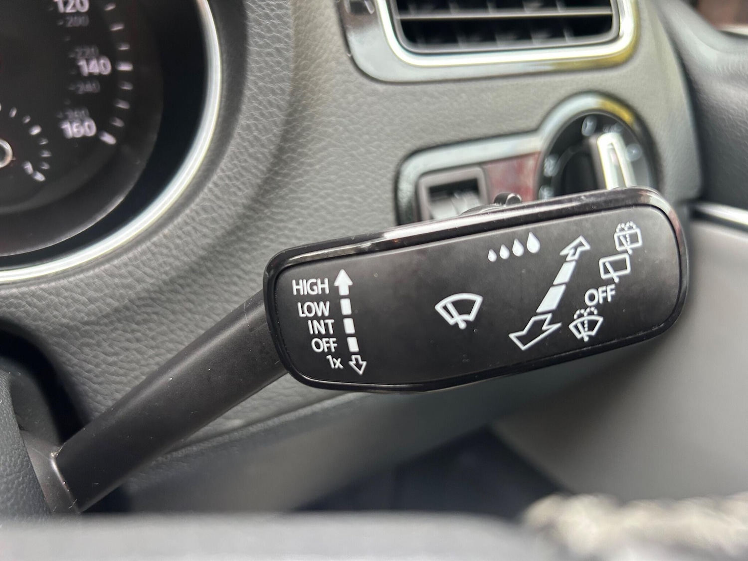 Used Volkswagen Polo for sale - 77598402: Photo 27