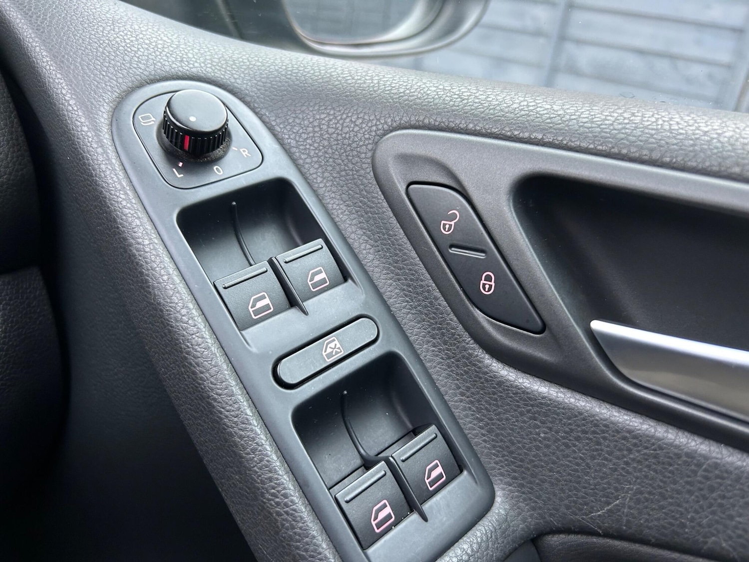 Used Volkswagen Golf 2009 for sale - 77411616: Photo 28