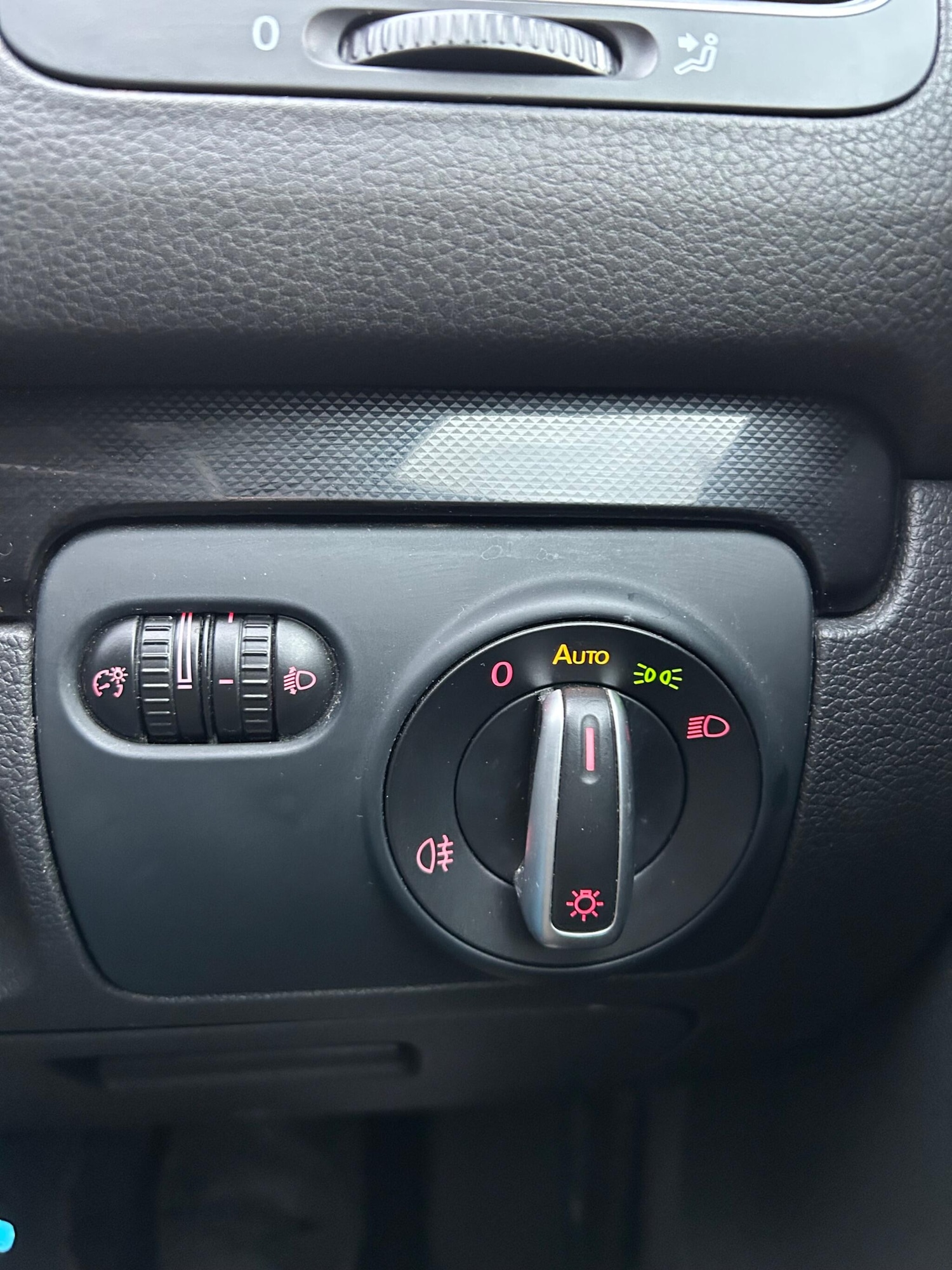 Used Volkswagen Golf 2009 for sale - 77411616: Photo 29