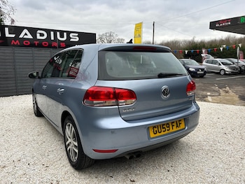 Used Volkswagen Golf 2009 for sale - 77411616: Photo